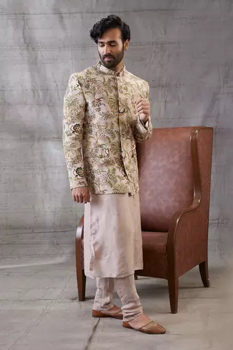 Mehr Beige Printed Jacket Set