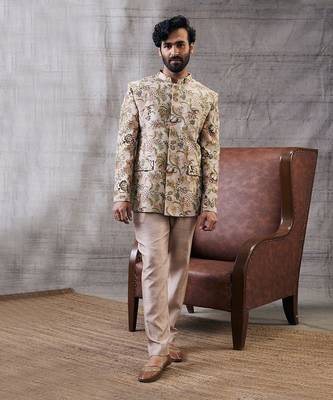 Mehr Beige Printed Bandhgala Set 1