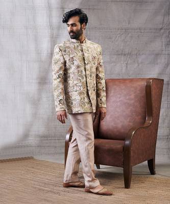Mehr Beige Printed Bandhgala Set 2