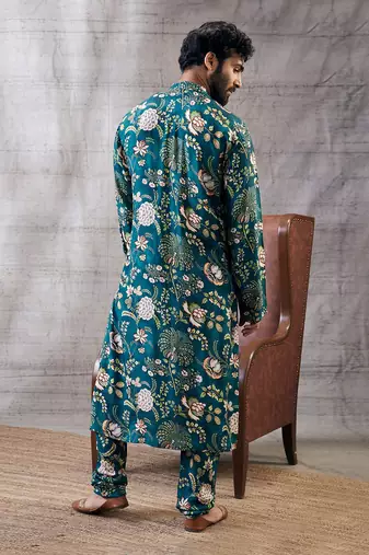Mehr Green Printed Kurta Set