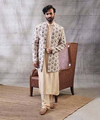 Sarouk Beige Printed Longline Jacket Set 1
