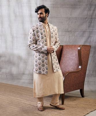 Sarouk Beige Printed Longline Jacket Set 4
