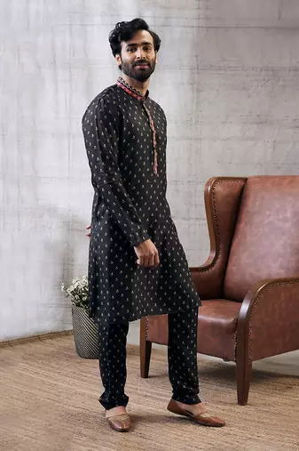 Zahra Black Printed Kurta Set