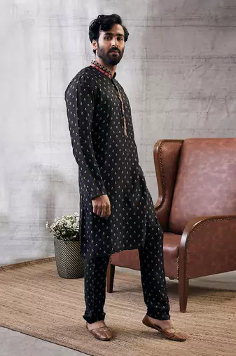 Zahra Black Printed Kurta Set
