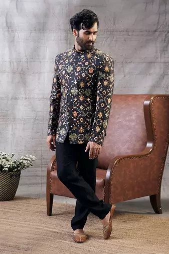 Zahra Blacket Printed Jacket Set