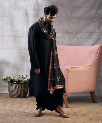 Zahra Black Printed Dhoti Set 3