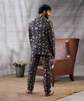 Zahra Black Printed Bandhgala Set 4
