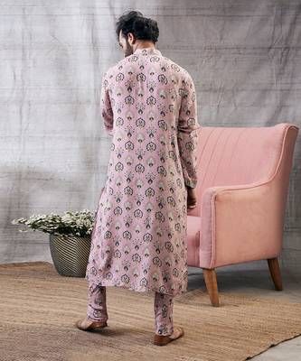 Sarouk Pink Printed Kurta Set 5