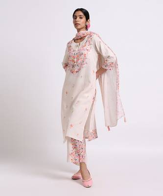 Cream Romance Kurta Set 4