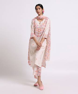 Cream Romance Kurta Set 5
