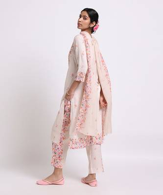 Cream Romance Kurta Set 8