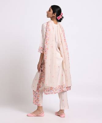 Cream Romance Kurta Set 9