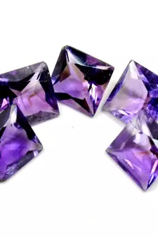 Natural Amethyst at Wholesale Rate 8.25 Ratti 7.5 Carat Square Shape जामुनिया Loose Gemstone Astrology Purpose 1 Piece