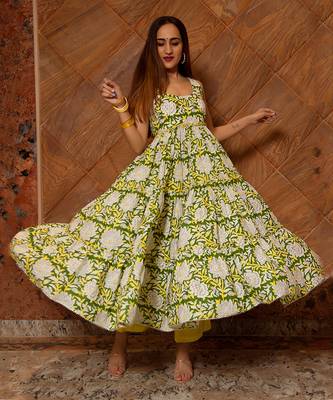 Multicolor Peela Phool Tiered Anarkali Set 3