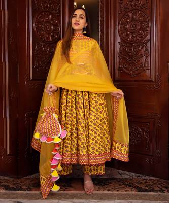 Yellow Dariya Printed Anarkali Set 1