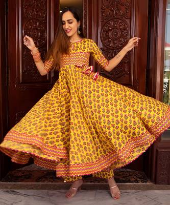 Yellow Dariya Printed Anarkali Set 3