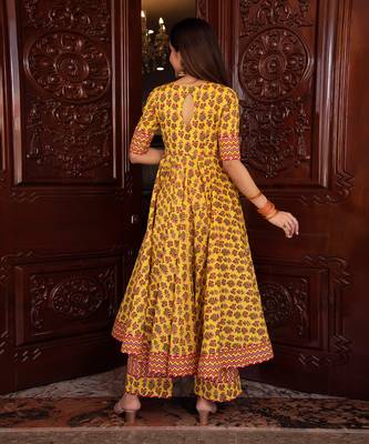 Yellow Dariya Printed Anarkali Set 4