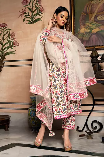 Off White Garden Rose Kurta Set