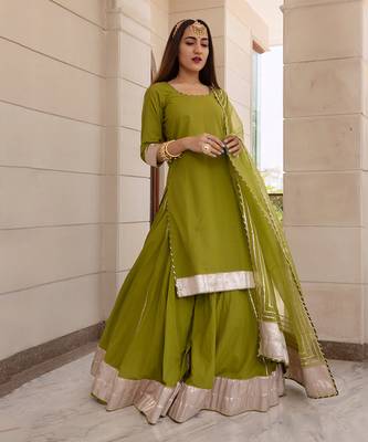 Falguni Green Kurta Skirt Set 1