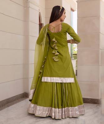 Falguni Green Kurta Skirt Set 2