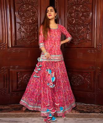 Pink Naaz Printed Kurta Skirt Set 3