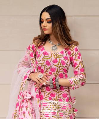 Pink and Green Kurta Skirt Set for Women 4