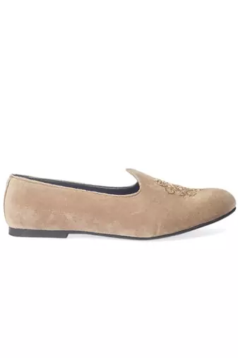 Beige Velvet Juttis