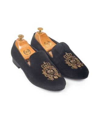 Black Royal Bee Slipons 1