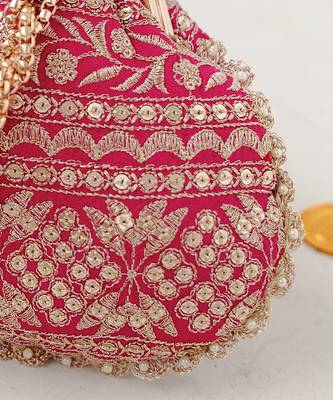 Pink Mirai Vintage Purse 5