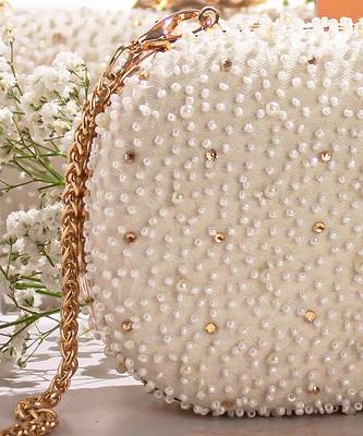 White Perla Capsule Clutch 5