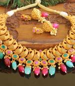 Matte finish peacock necklace set