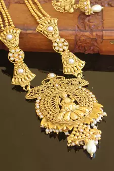 Gold plated temple necklace set