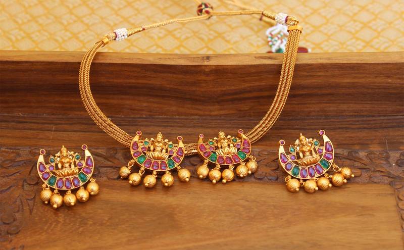 Matte finish Temple  necklace set