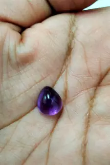 Natural Amethyst at Wholesale Rate 5.25 Ratti 4.77 Carat Cabochon Pear Shape जामुनिया Loose Gemstone Astrology Purpose