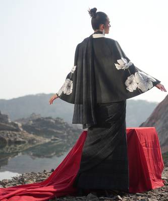 Floral White Cape Style Jacket 5