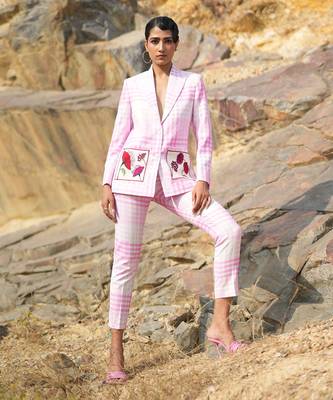Check Pink With Pocket Embroidered Suit 1