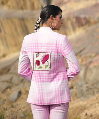Check Pink With Pocket Embroidered Suit 4