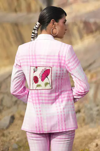 Check Pink With Pocket Embroidered Suit