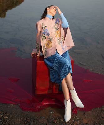 Pink With Blue & Golden Floral Cape 4