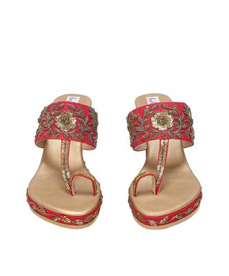 Dull Gold & Pink Embroidered Kohlapuri Heels 4