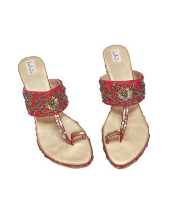 Dull Gold & Pink Embroidered Kohlapuri Heels 5