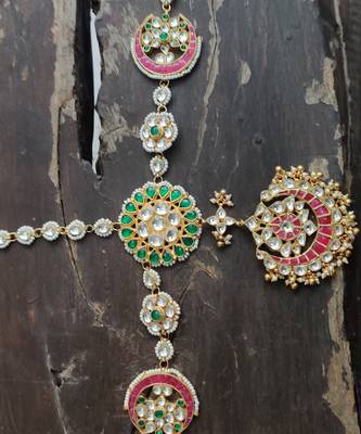Hair Band Pink Ball Tikka Green Centre Mathapatti 3