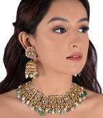 White Stone Necklace Set With Pearl And Sea Green Beads