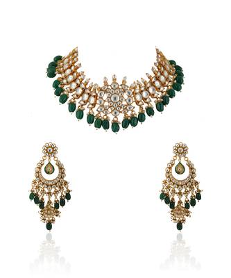 White Stone Necklace Set With Green Beads 1