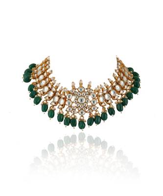 White Stone Necklace Set With Green Beads 3