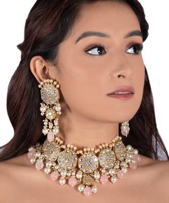 White Jadtar Stone Necklace Set Light Pink Beads With Pearl 1