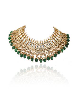 Green And White Lower Line Necklace Set 3