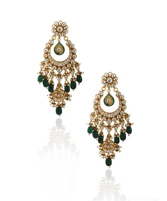 Green And White Lower Line Necklace Set 4