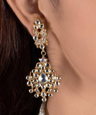 White Jadtar Stone Earrings 1