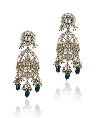 White Stone Heavy Necklace Set With Emerald Green Beads 5
